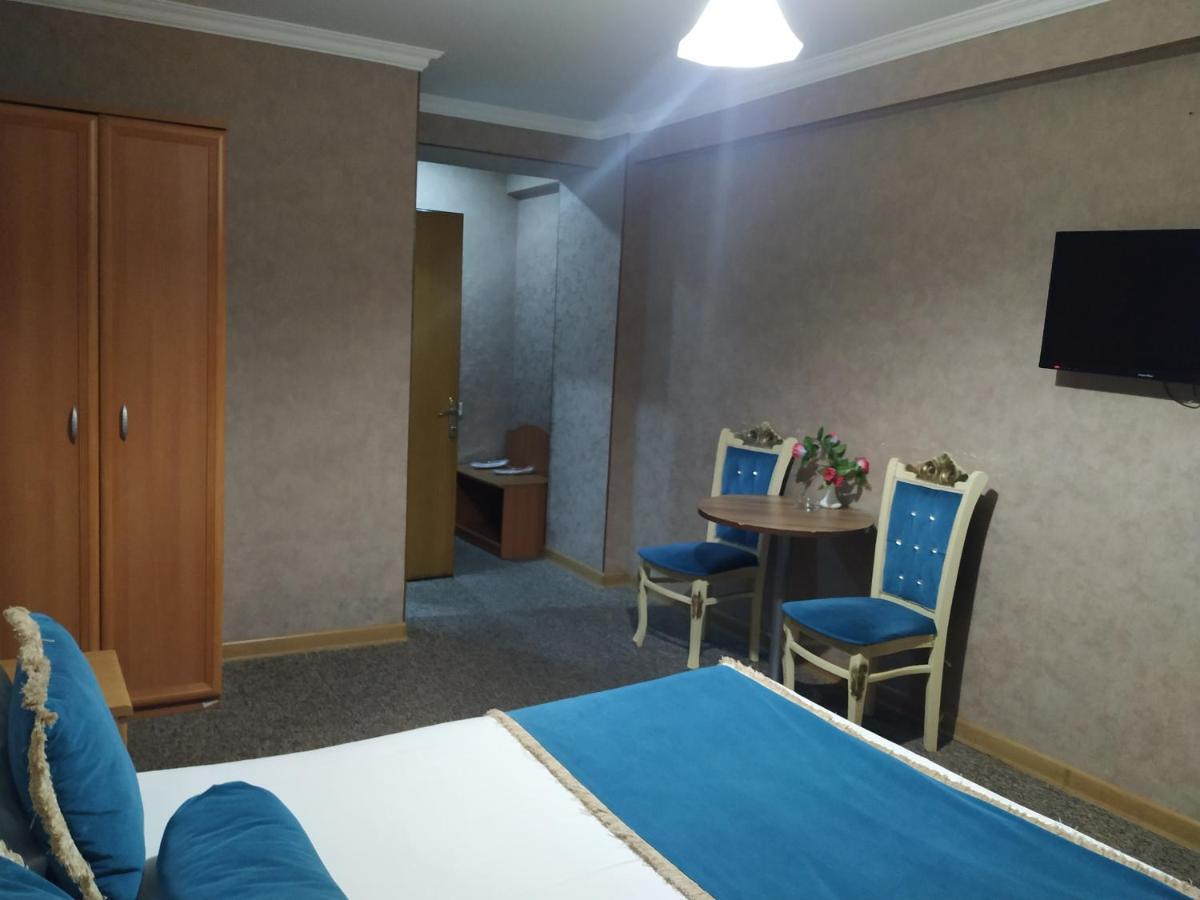 Gallery Hotel Baku Kültér fotó