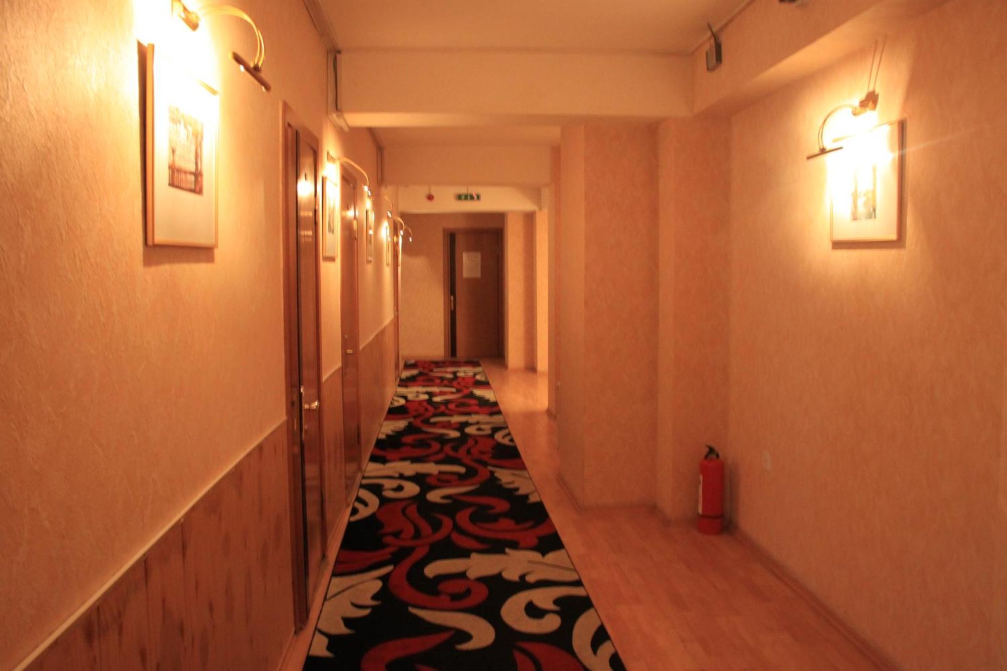 Gallery Hotel Baku Kültér fotó