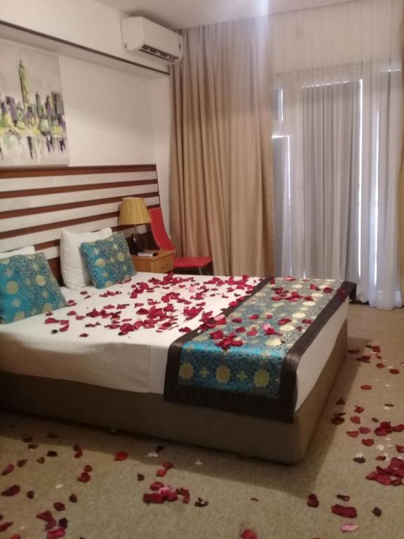 Gallery Hotel Baku Kültér fotó