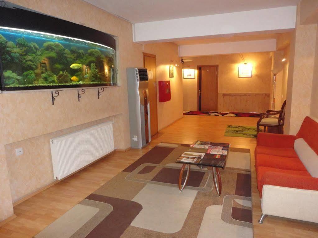 Gallery Hotel Baku Kültér fotó